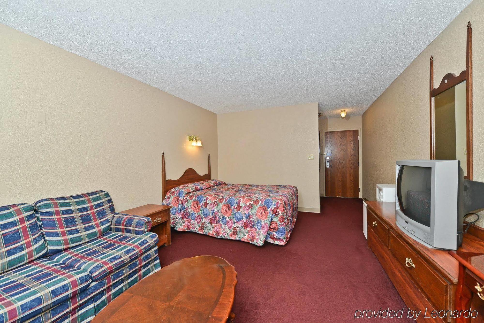 Americas Best Value Inn - Springfield / I-65 Battlefield 객실 사진